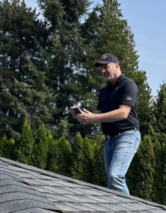 HOME INSPECTOR ON ROOF
